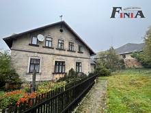 Prodej  rodinného domu 470 m², pozemek 9 774 m²